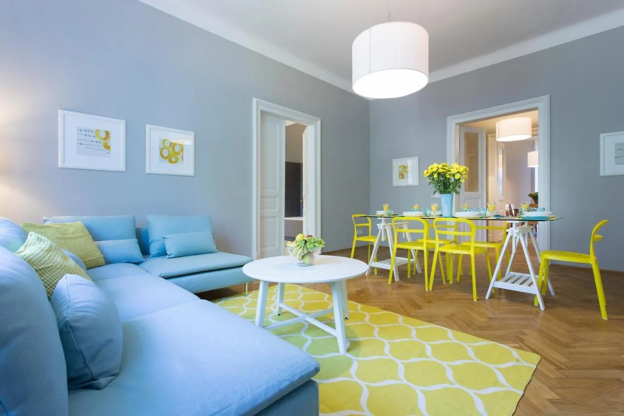 Tyzenhauz Grand Apartaments Krakow Poland