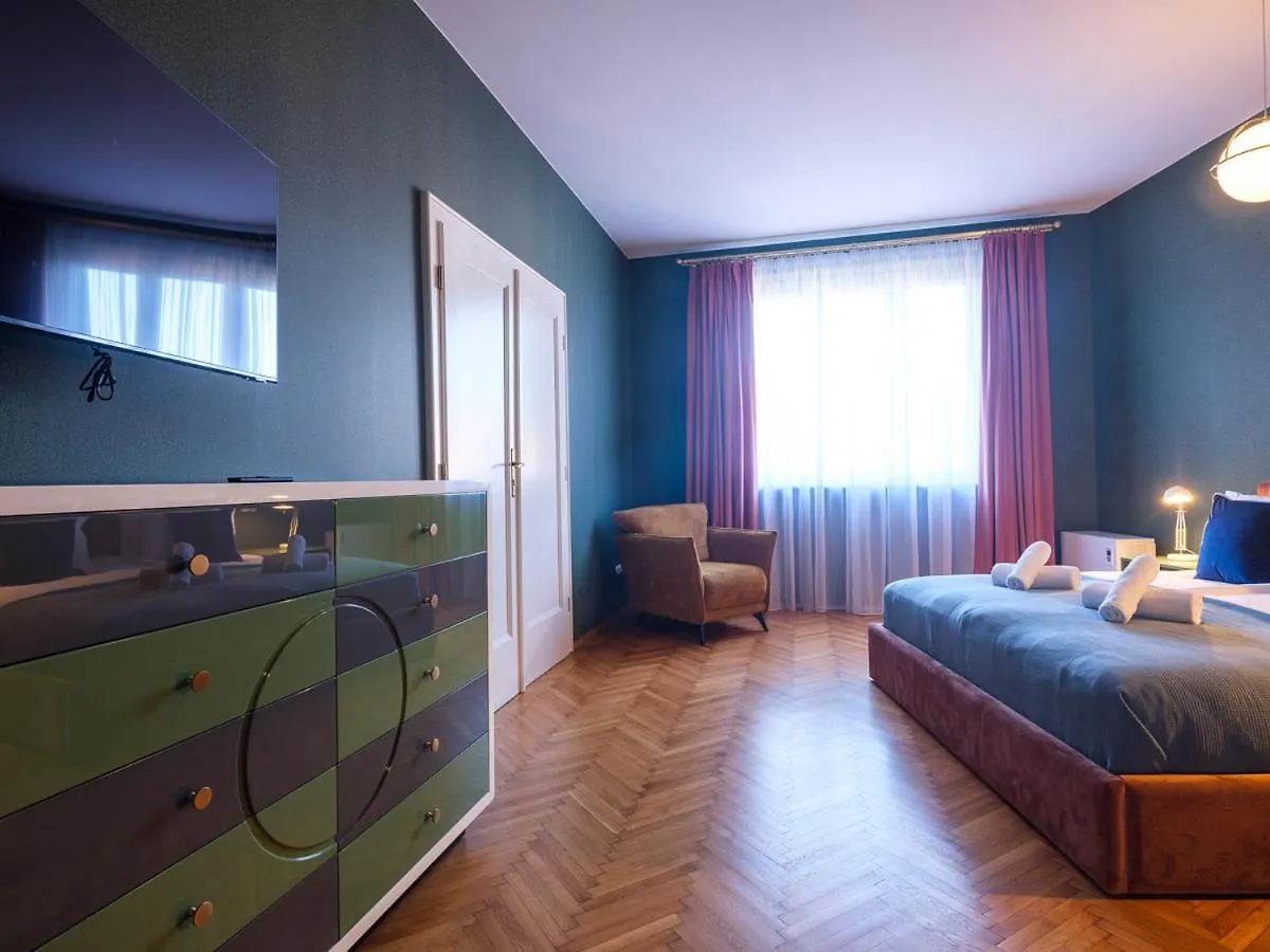 Tyzenhauz Grand Apartaments Krakow Poland
